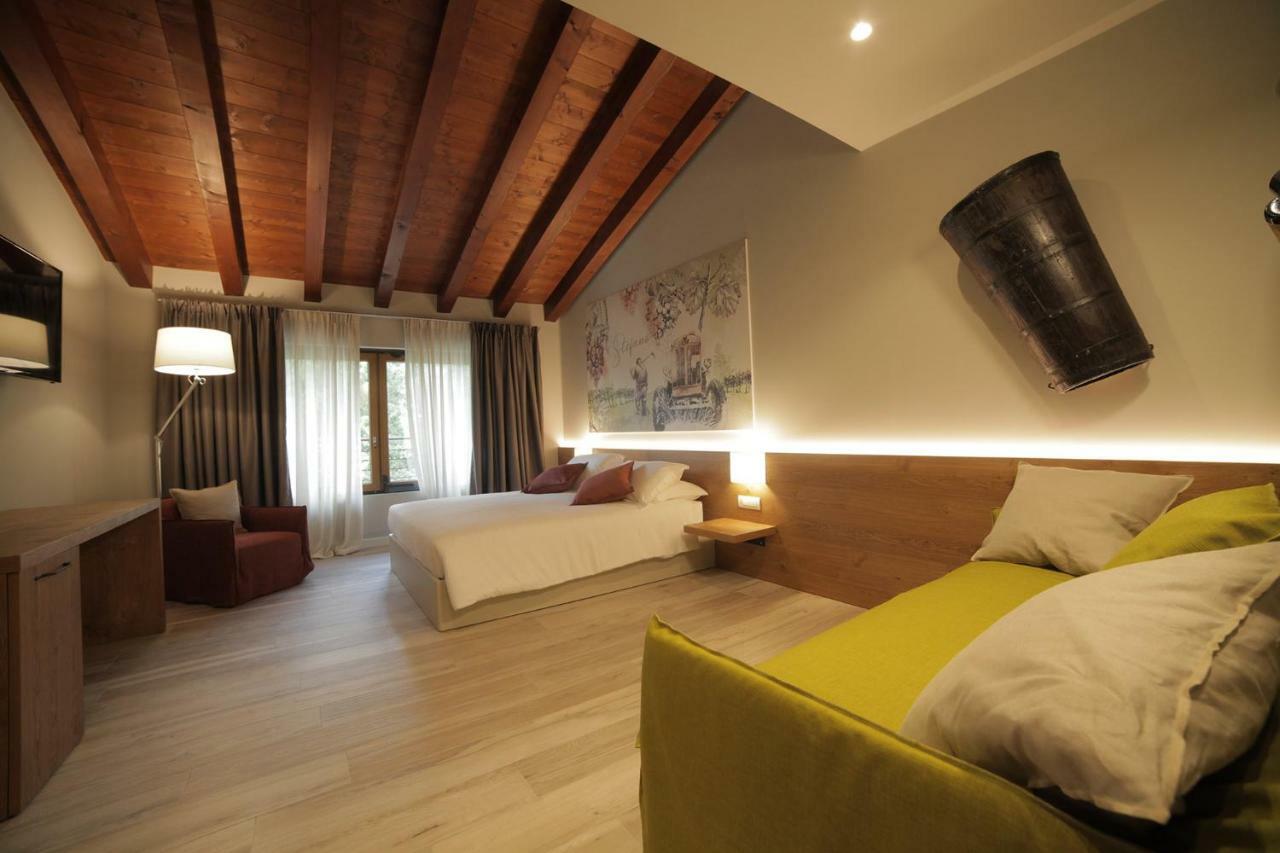 Agriturismo Acinatico Wine Relais フマーネ エクステリア 写真