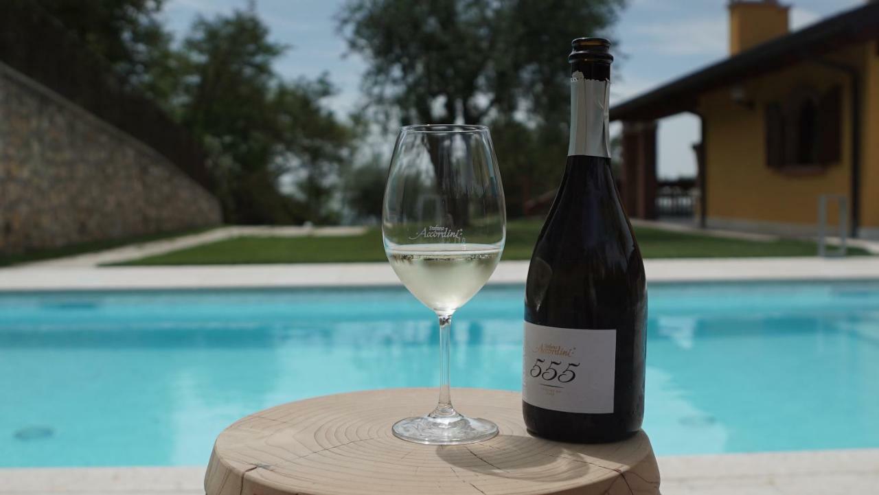 Agriturismo Acinatico Wine Relais フマーネ エクステリア 写真